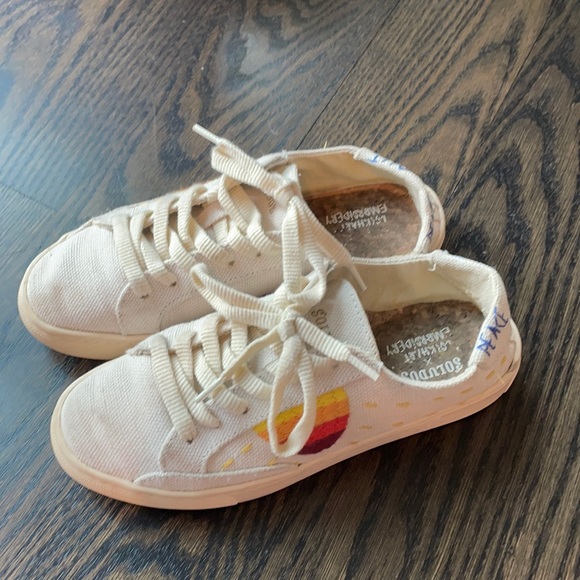 Soludos Peace Out Sneakers - Picture 1 of 5